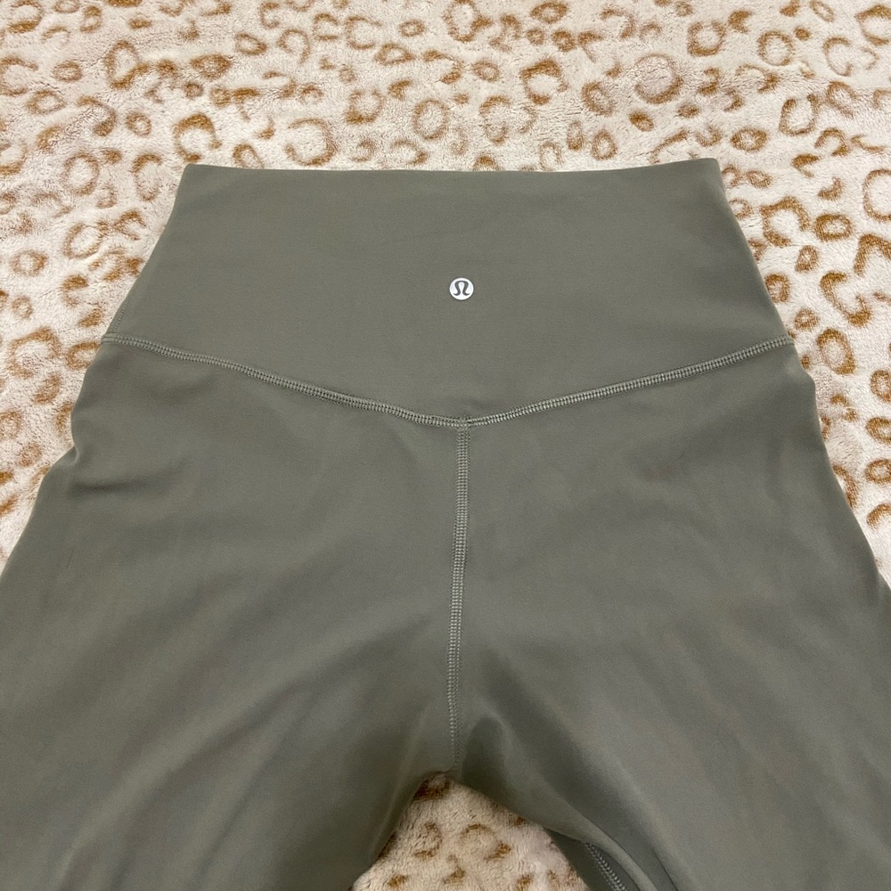 Lululemon Align leggings ll 28"